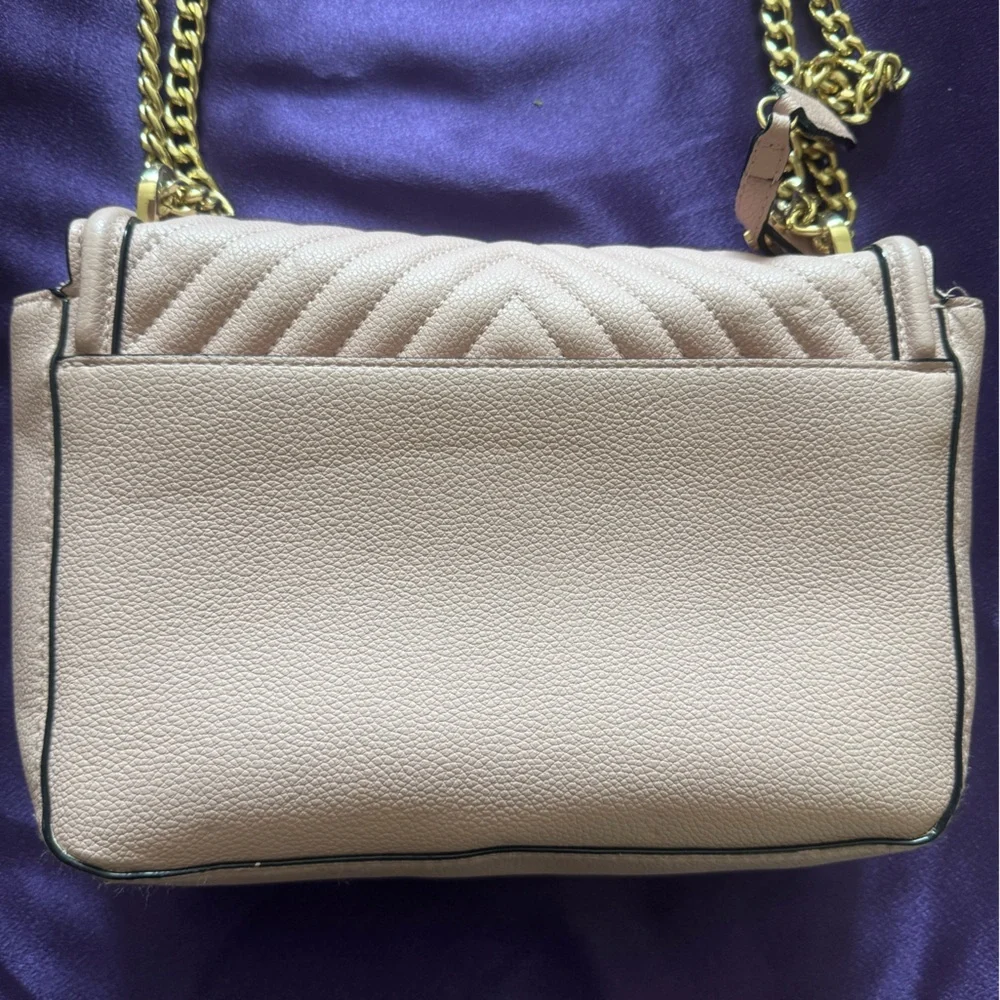 Victoria Secret Quilted Mauve/Pink Shoulder Bag with Chain Strap - Picture 3 of 12